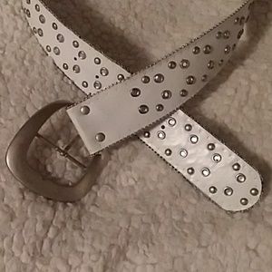 White belt with faux silver/diamond studs